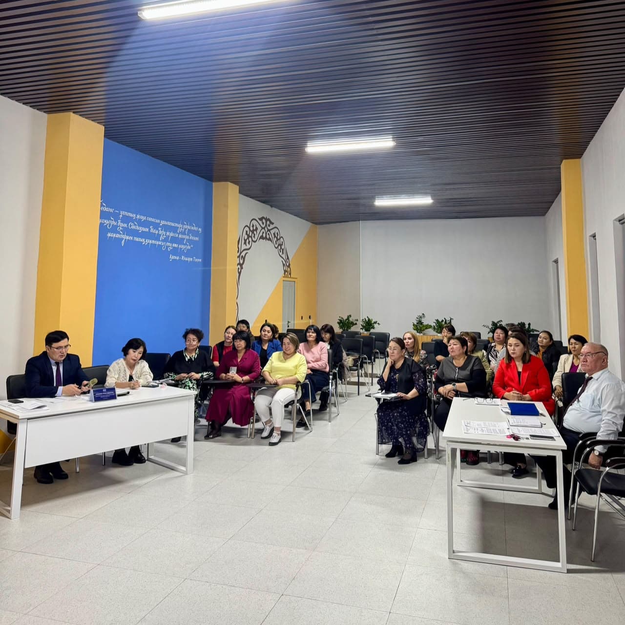 КЕҢЕЙТІЛГЕН ҒЫЛЫМИ КЕҢЕС ОТЫРЫСЫ ӨТКІЗІЛДІ