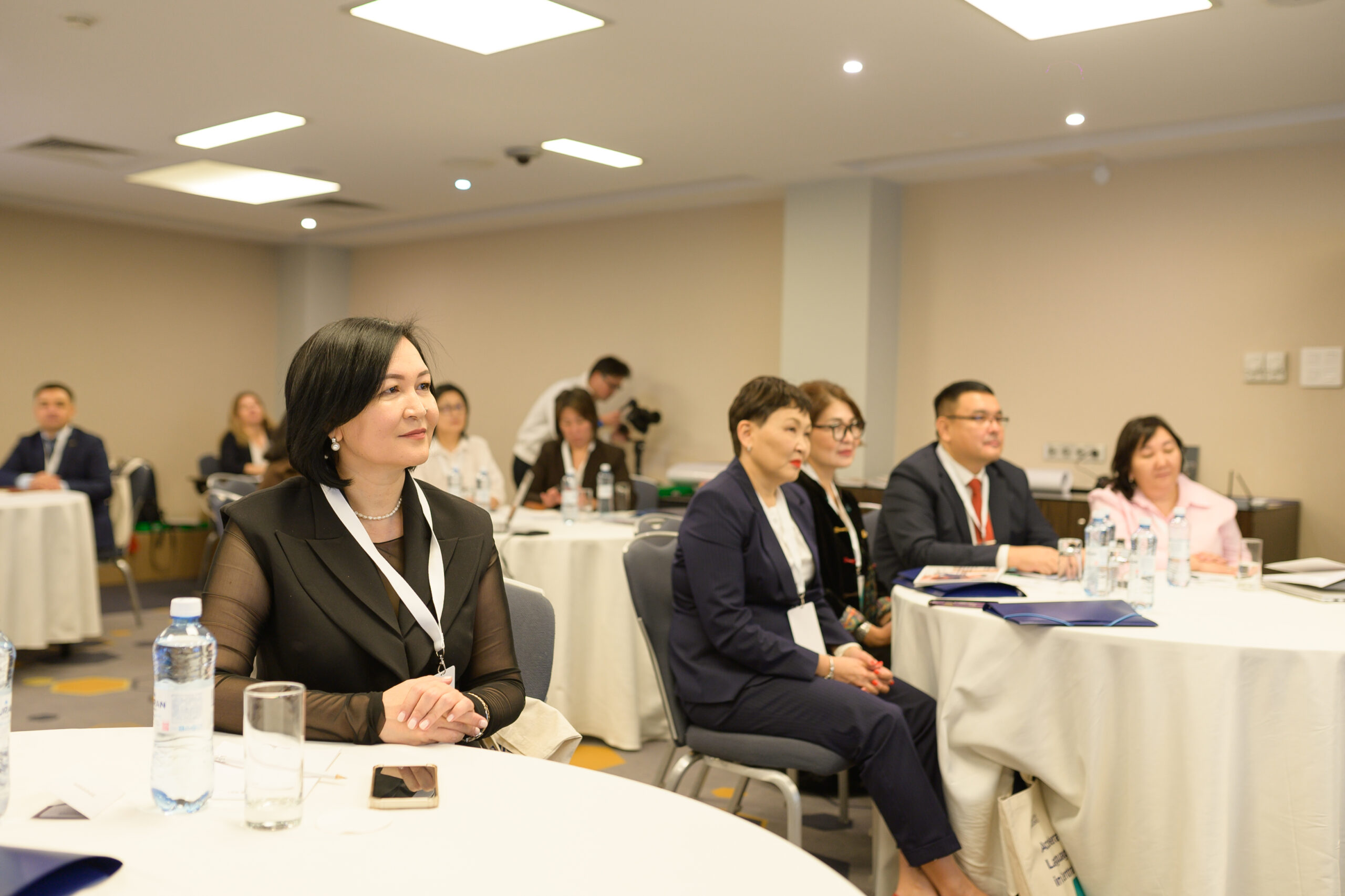 M1DWAAAY-166-1-scaled