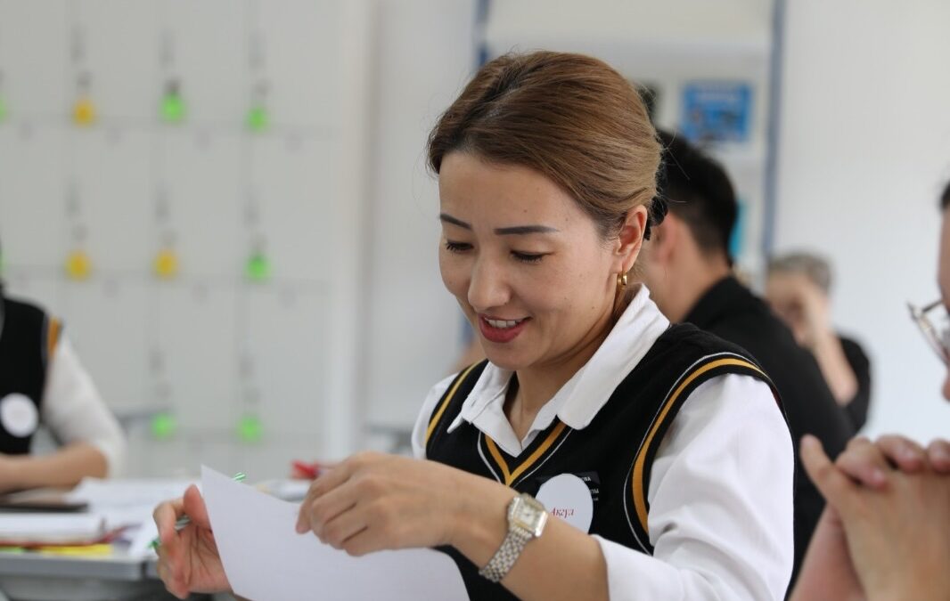 64 предметных тренера «Өрлеу» проводят семинары для педагогов Казахстана